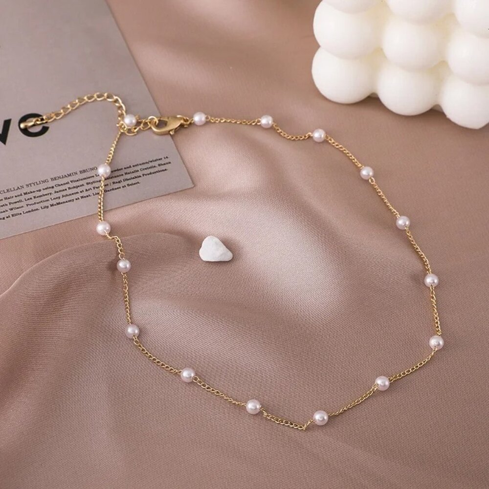 Elegant Stylish Small Pearl Necklace - Picture 5 of 7